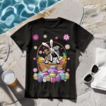 24hluxury– Bunny English Bulldog Dog Easter Eggs T-Shirt