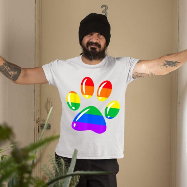 24hluxury– Rainbow Paw Print Dog Paw LGBT Pride T-Shirt