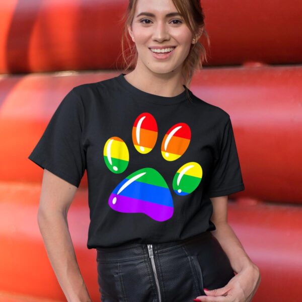 24hluxury– Rainbow Paw Print Dog Paw LGBT Pride T-Shirt