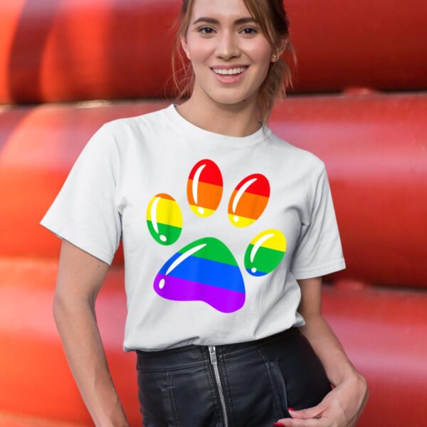 24hluxury– Rainbow Paw Print Dog Paw LGBT Pride T-Shirt