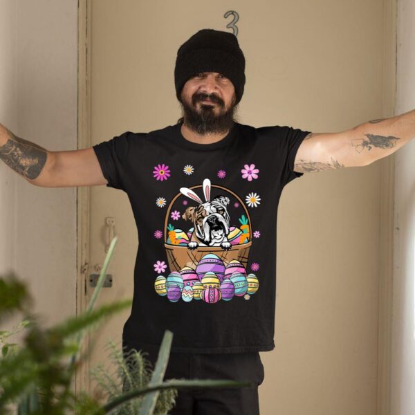 Linocasa– Bunny English Bulldog Dog Easter Eggs T-Shirt - Image 3
