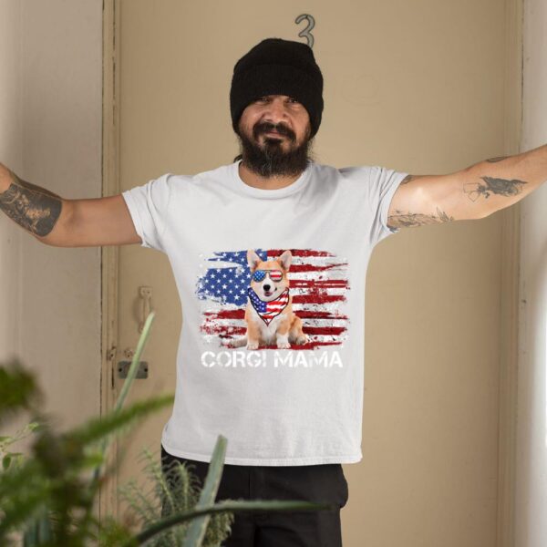 Linocasa– Corgi Mama American USA Flag T-Shirt - Image 5