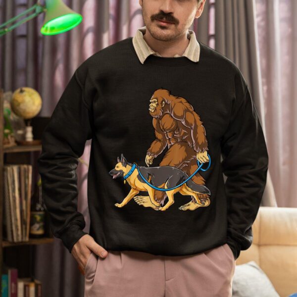Linocasa– Bigfoot Dog Walk German Shepherd Sweatshirt - Image 3
