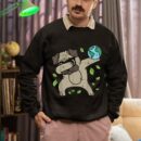 Linocasa– Earth Day Dabbing Pug Sweatshirt